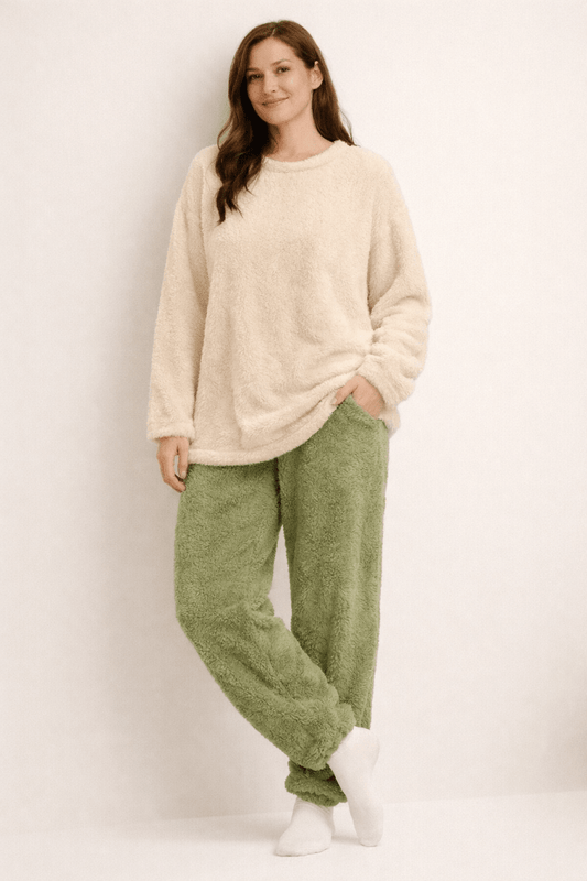 Pyjama Femme Hiver Chaud et Doux - Ensemble Polaire Ultra Moelleux Noctiora™ – confort, ergonomie et sommeil réparateur